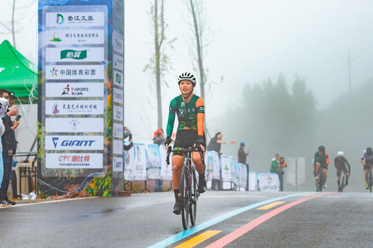 竞赛组织, 期两天, 平台