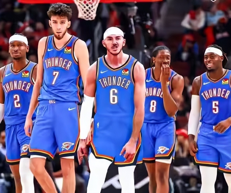 快船在季前, 而斯玛特和 快船在季前, 而斯玛特和