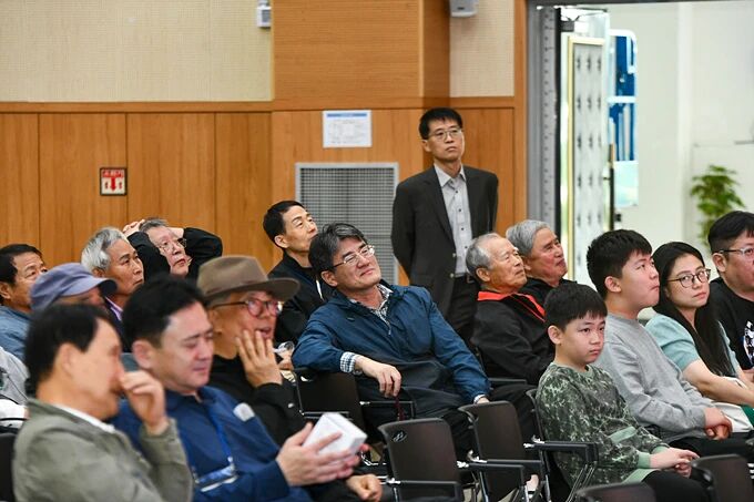 在几处旅游, 着口罩