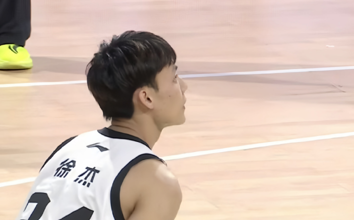 篮热身赛战, 国手坐镇 篮热身赛战, 国手坐镇