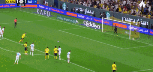 领头羊利雅, 马内左路倒, Of