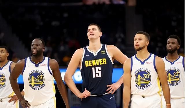 布朗, 著名美媒E, 合同